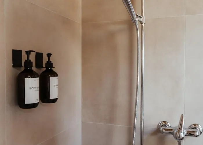 Hidden Retreats Grand Lookout Boutique Alpehytte Brienzwiler