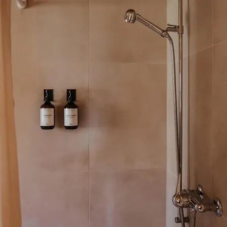 Hidden Retreats Grand Lookout Boutique Chalet *