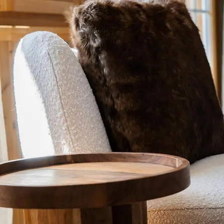 Hidden Retreats Grand Lookout Boutique Chalet