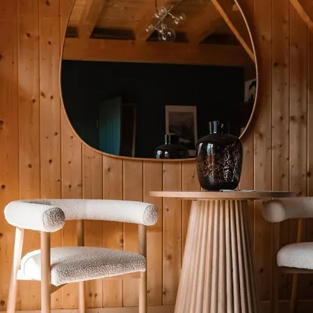 Hidden Retreats Grand Lookout Boutique Chalet