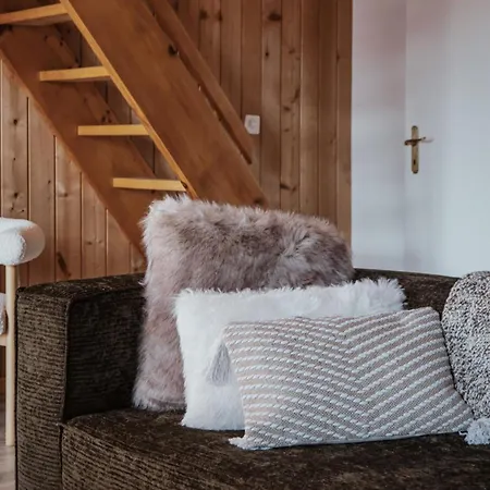 Hidden Retreats Grand Lookout Boutique Chalet *