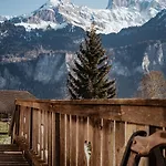 Hidden Retreats Grand Lookout Boutique シャレー