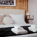シャレー Hidden Retreats Grand Lookout Boutique Brienzwiler