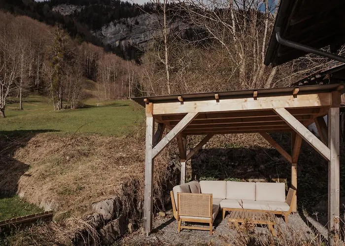 Hidden Retreats Grand Lookout Boutique Chalet *