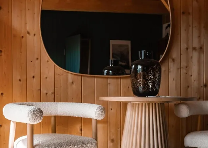 Hidden Retreats Grand Lookout Boutique Chalet