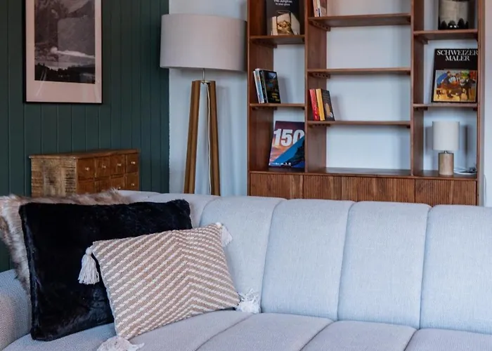 Hidden Retreats Grand Lookout Boutique Chalet Brienzwiler