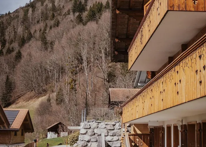 Hidden Retreats Grand Lookout Boutique Chalet *
