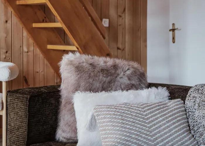 Hidden Retreats Grand Lookout Boutique Chalet *