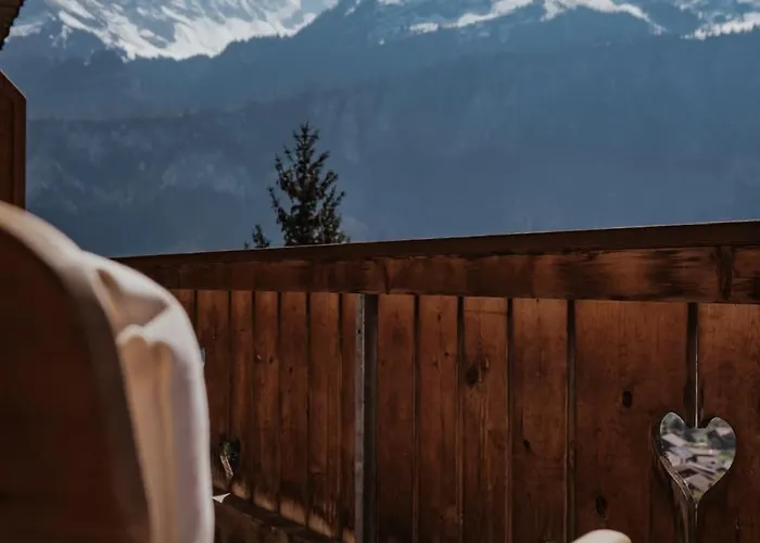 Hidden Retreats Grand Lookout Boutique Chalet