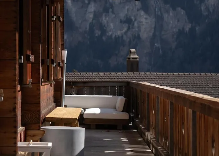 Hidden Retreats Grand Lookout Boutique Chalet *